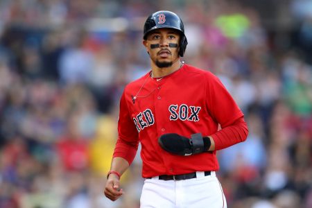 Mookie Betts traded from Red Sox