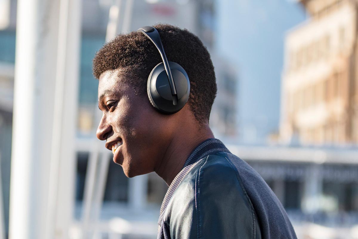 Bose's 700 Wireless Headphones Have Been This Cheap InsideHook