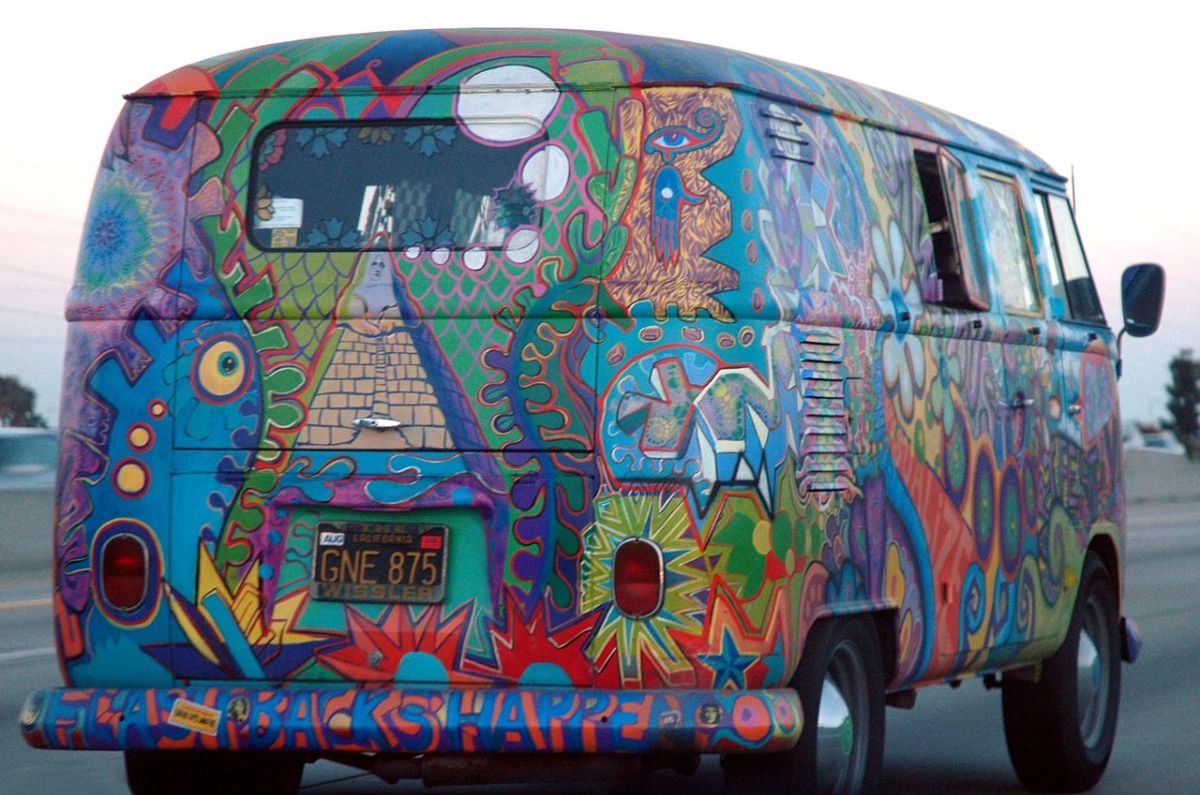 How the Volkswagen Bus Became a Countercultural Icon - InsideHook