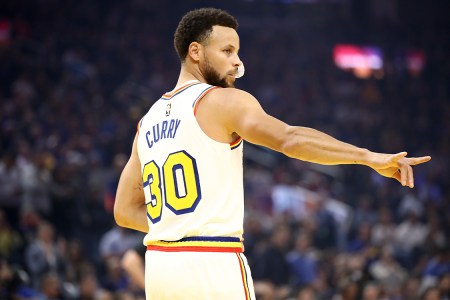 Stephen Curry Returns to NBA Action in Loss to Raptors