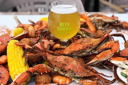 Five Ways to Get Crab Feasts and Cold Beer Delivered in DC