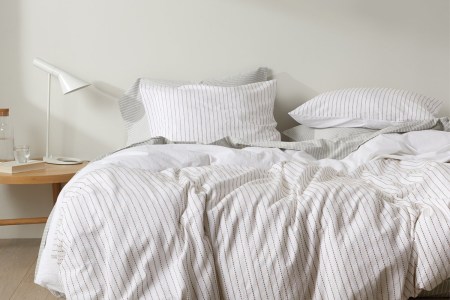 Parachute and Madewell Pair Up for a Dreamy Bedroom Collab