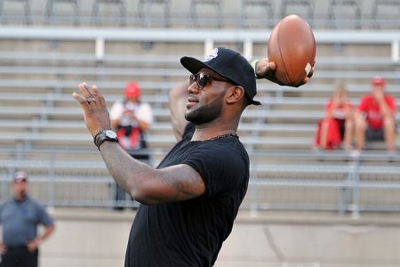 Jerry Jones Once Offered LeBron James Contract With Cowboys