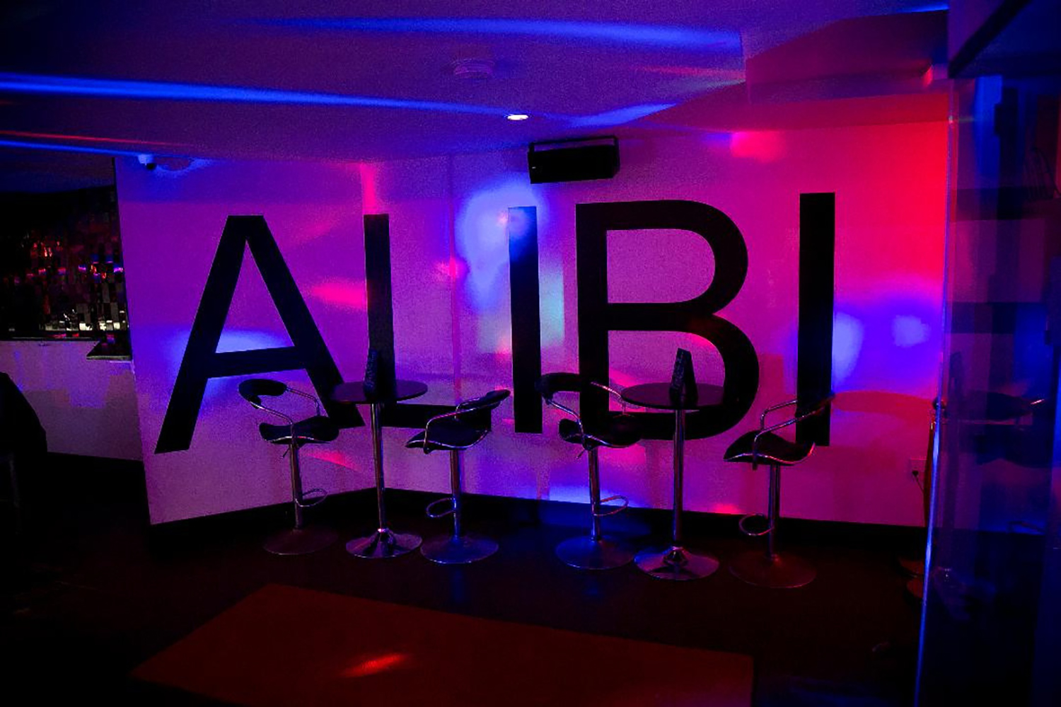 Black Light Party at Alibi, Alibi Bar & Lounge