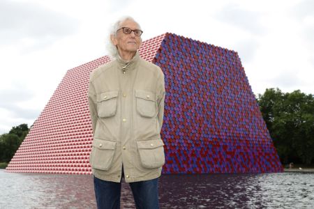 Press preview Of Christo