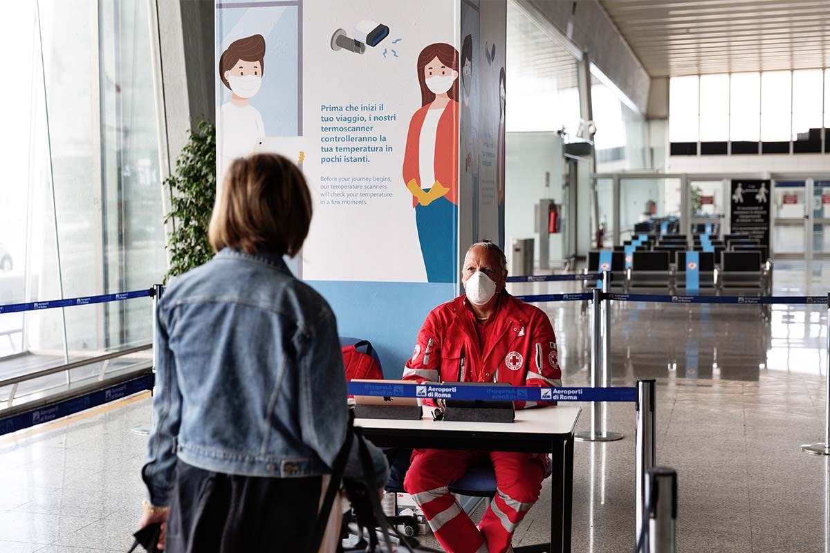 Yes, You Have to Wear a Face Mask on Your Next Flight - InsideHook