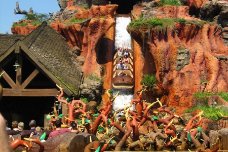 Disney's Splah Mountain log flume ride