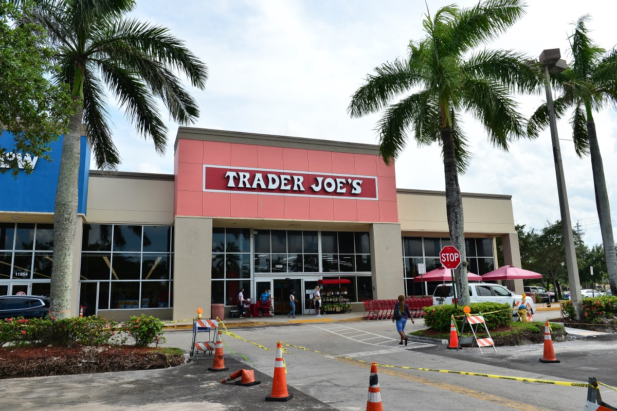 Customers wearing face masks enter a Trader Joe's store on July 16, 2020 in Pembroke Pines, Florida. Some major U.S. corporations are requiring masks to be worn in their stores upon entering to control the spread of COVID-19. (Photo by Johnny Louis/Getty Images)