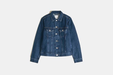 Deal: This Perfect Denim Jacket Is 67% Off