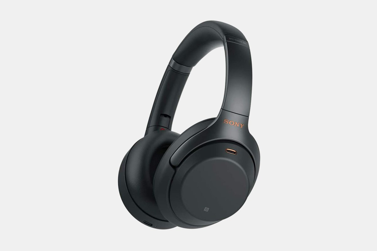 Deal: Our Favorite Sony Headphones Are $72 Off Right Now