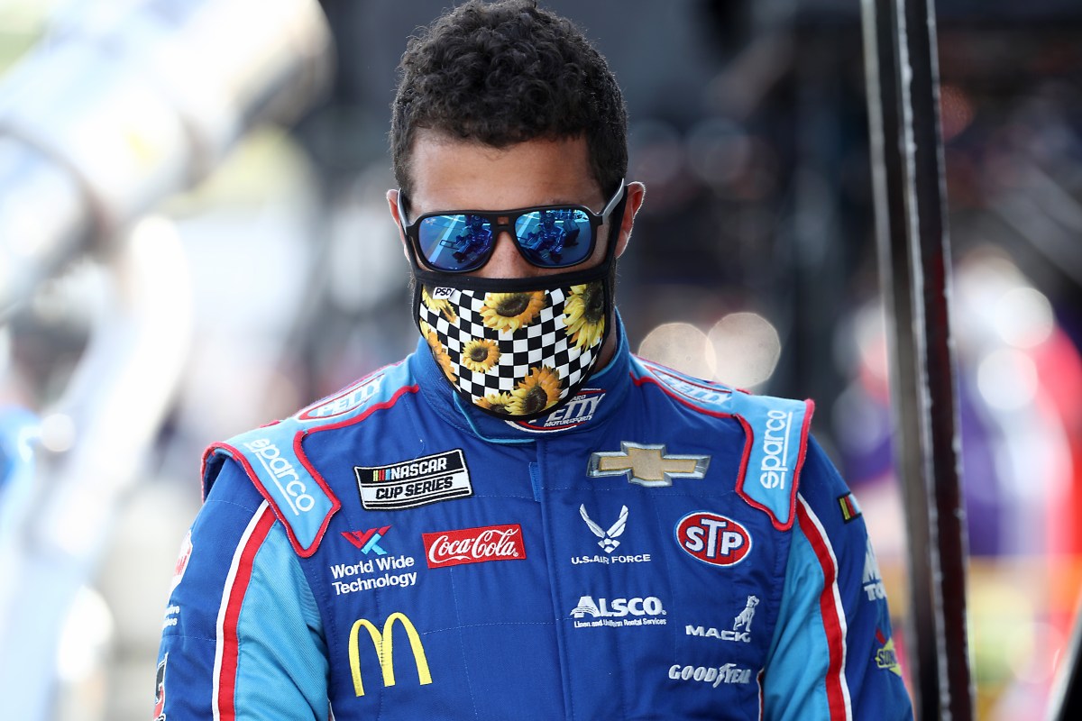 Richard Petty Motorsports has offered driver Bubba Wallace an ownership stake in the team in an effort to sign the free agent-to-be to a contract extension