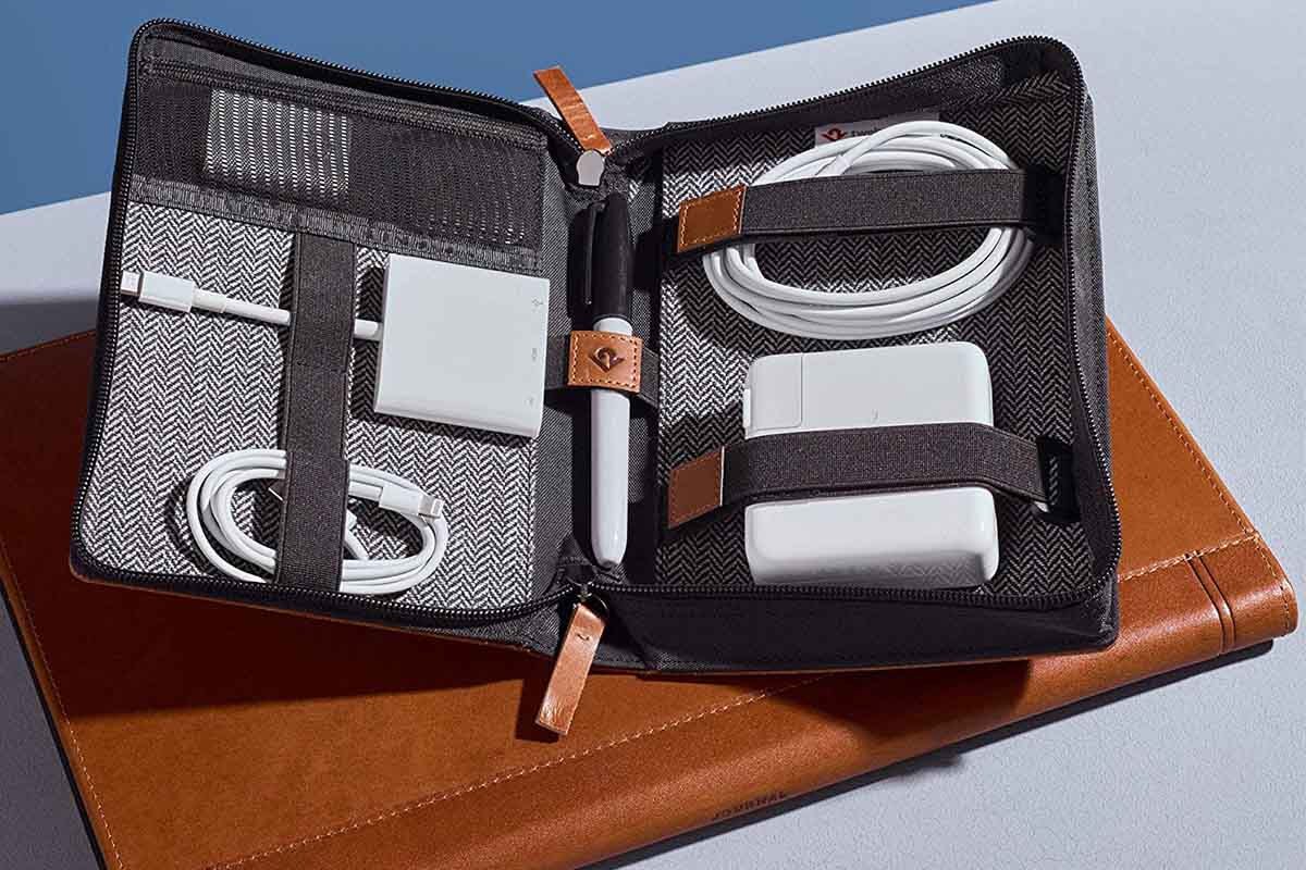 The 13 Best Tech Organization Bags for Work and Travel InsideHook