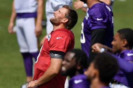 Vikings QB Kirk Cousins on COVID-19: "If I die, I die"