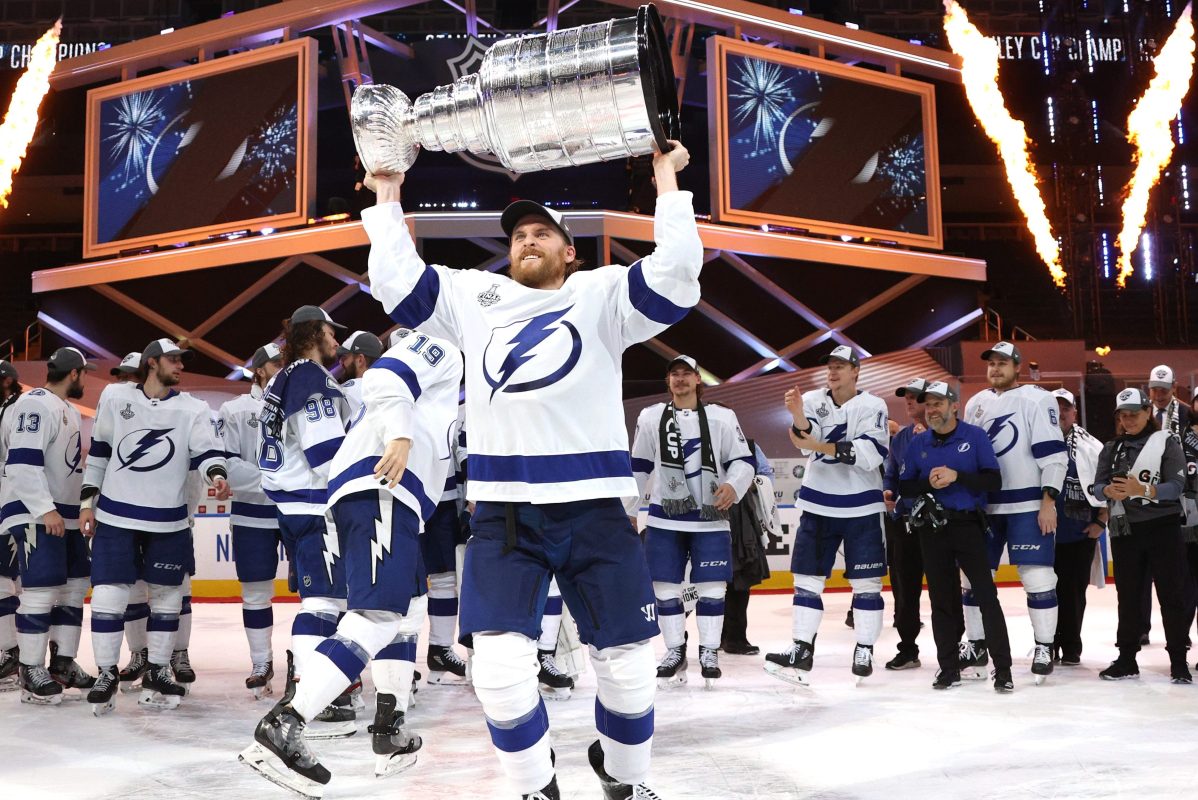 Tampa Bay Lightning Beat Dallas Stars to Win Stanley Cup
