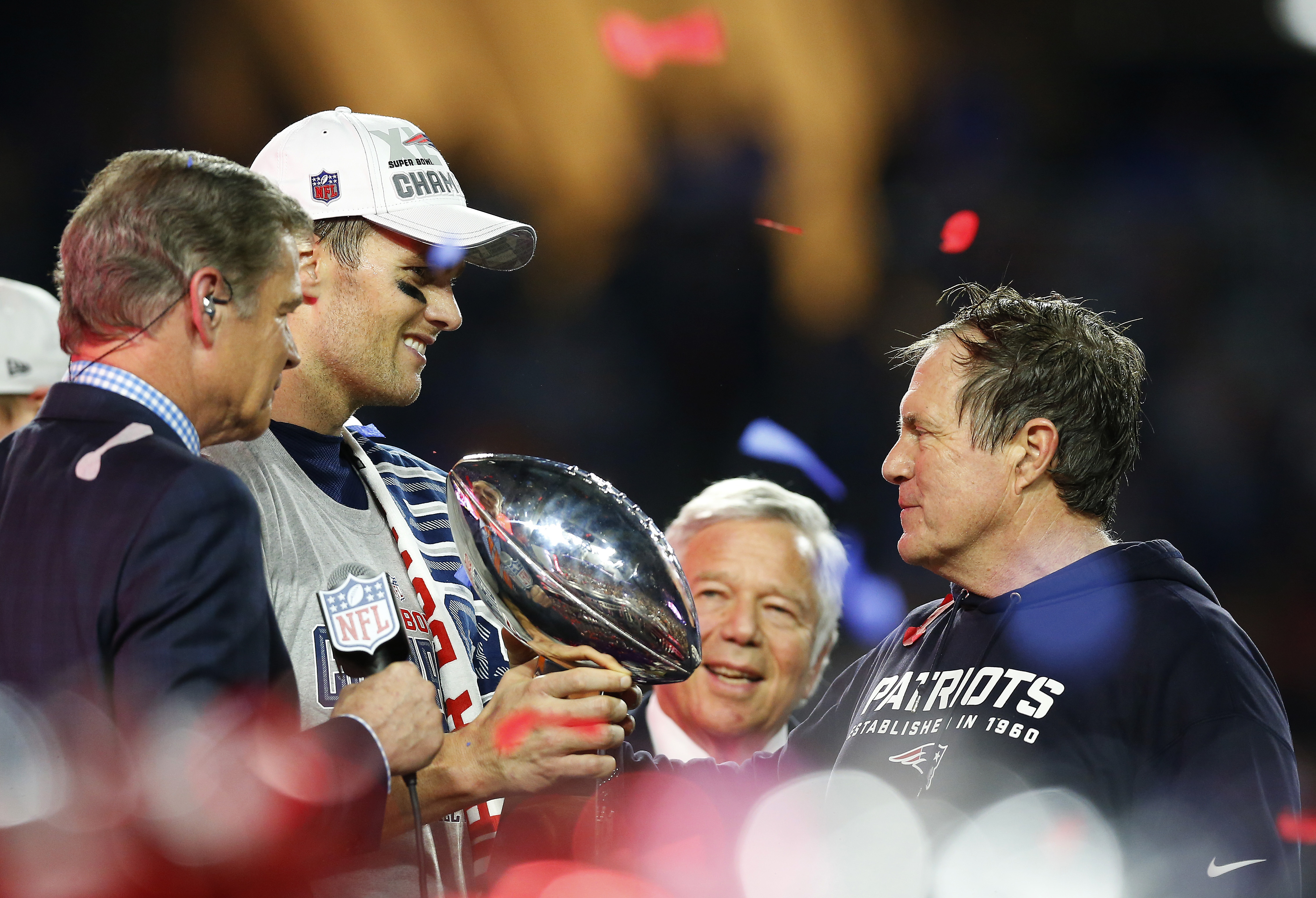 Tom Brady, Patriots owner Robert Kraft and head coach Bill Belichick celebrate with the Vince Lombardi Trophy in 2015