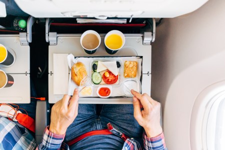 airplane dining