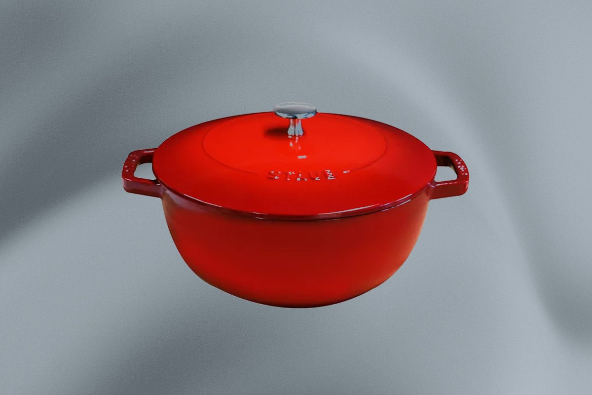 Deal: This Staub French Oven Is $250 Off