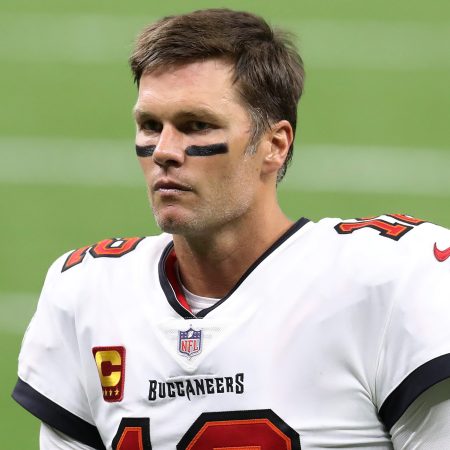 Tom Brady Has Disastrous Debut for Buccaneers in Loss