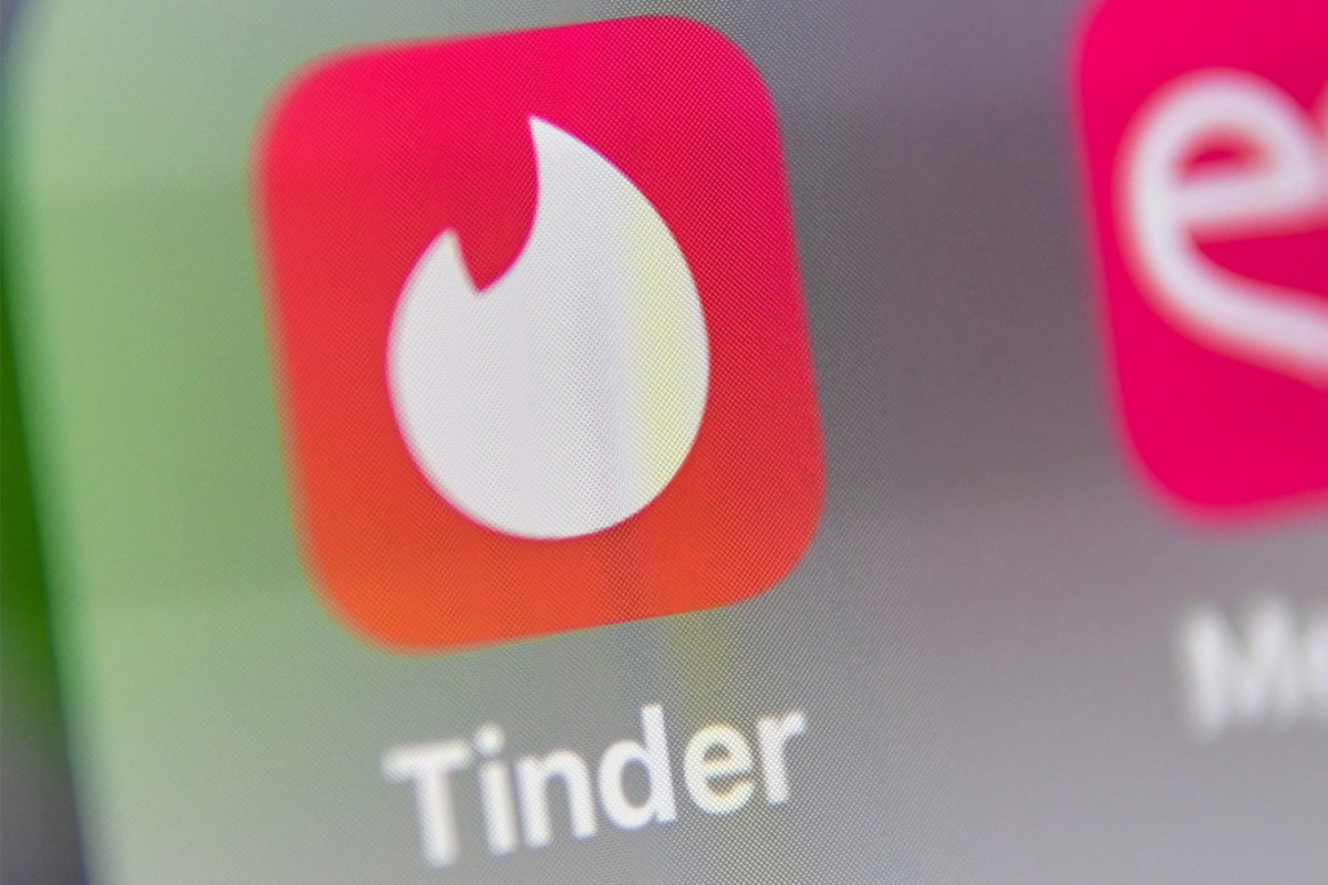 tinder app icon on a smartphone screen