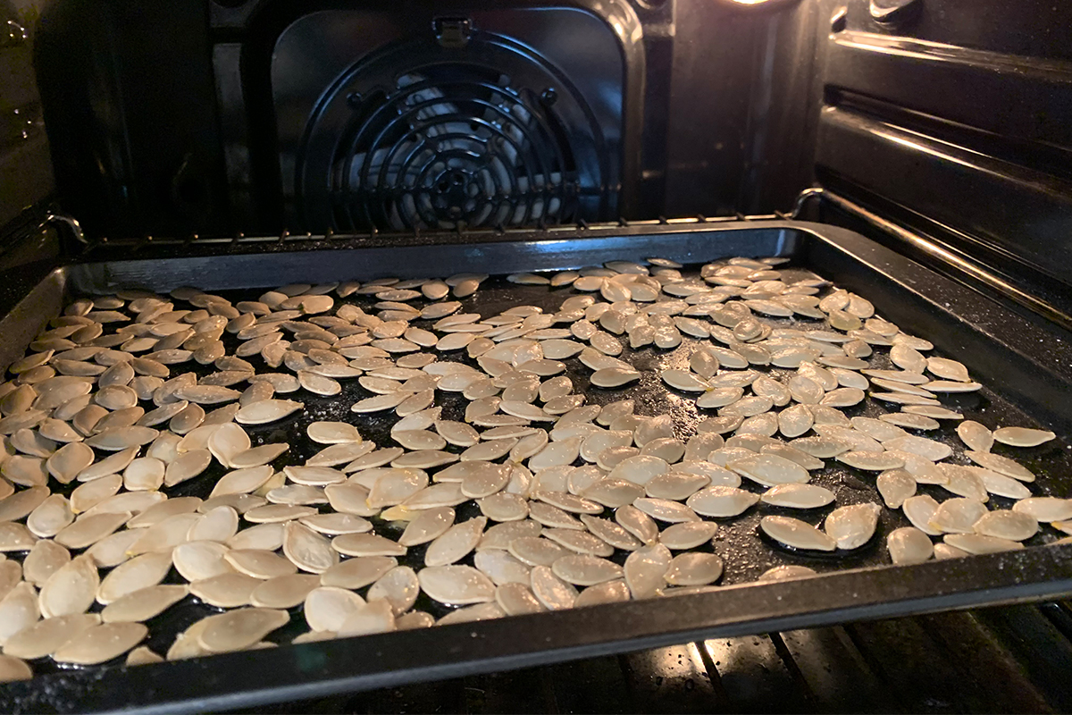 pumpkin seeds in oven