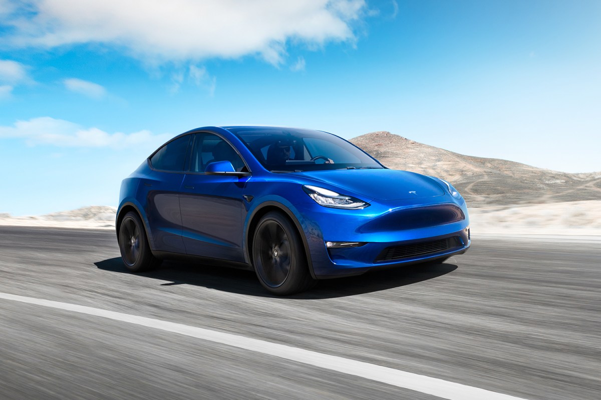 Tesla to Launch "Full SelfDriving Beta" in Cars Next Week InsideHook