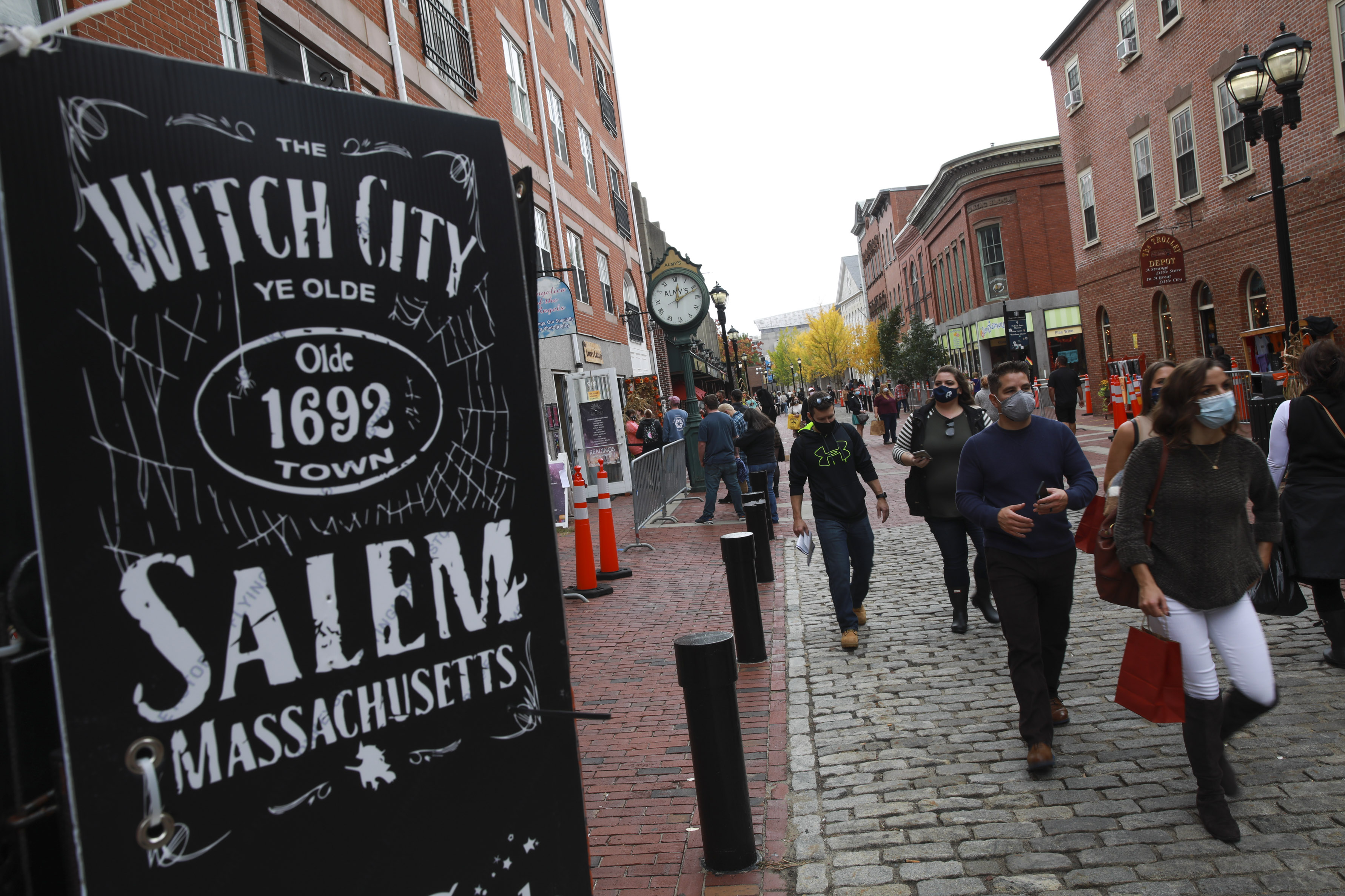 Salem, Massachusetts Asks People to Stay Away This Halloween - InsideHook