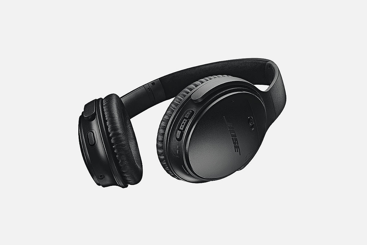 Bose QuietComfort 35 II headphones on sale 