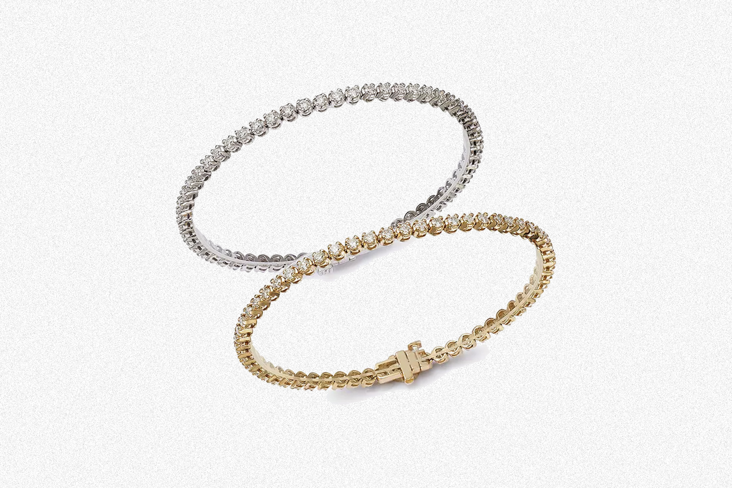 Deal: Win the Holidays With This Diamond Tennis Bracelet, Now 72% Off