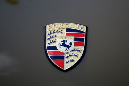 Porsche symbol