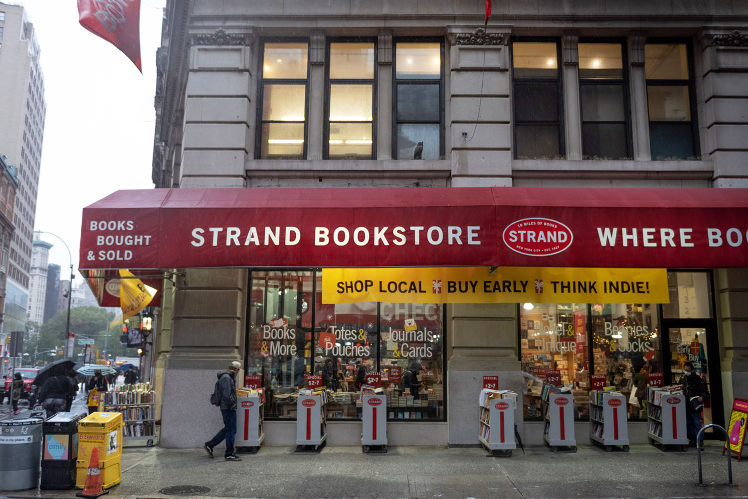 the strand bookstore manhattan