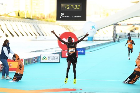 half marathon record Kibiwott Kandie