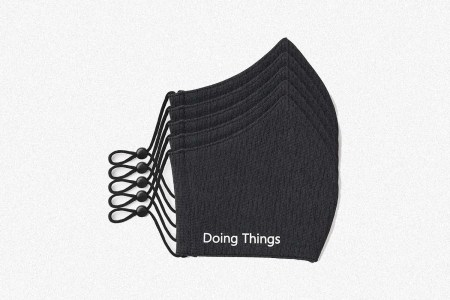 Outdoor Voices Just Gave Its Performance Face Mask a Major Upgrade