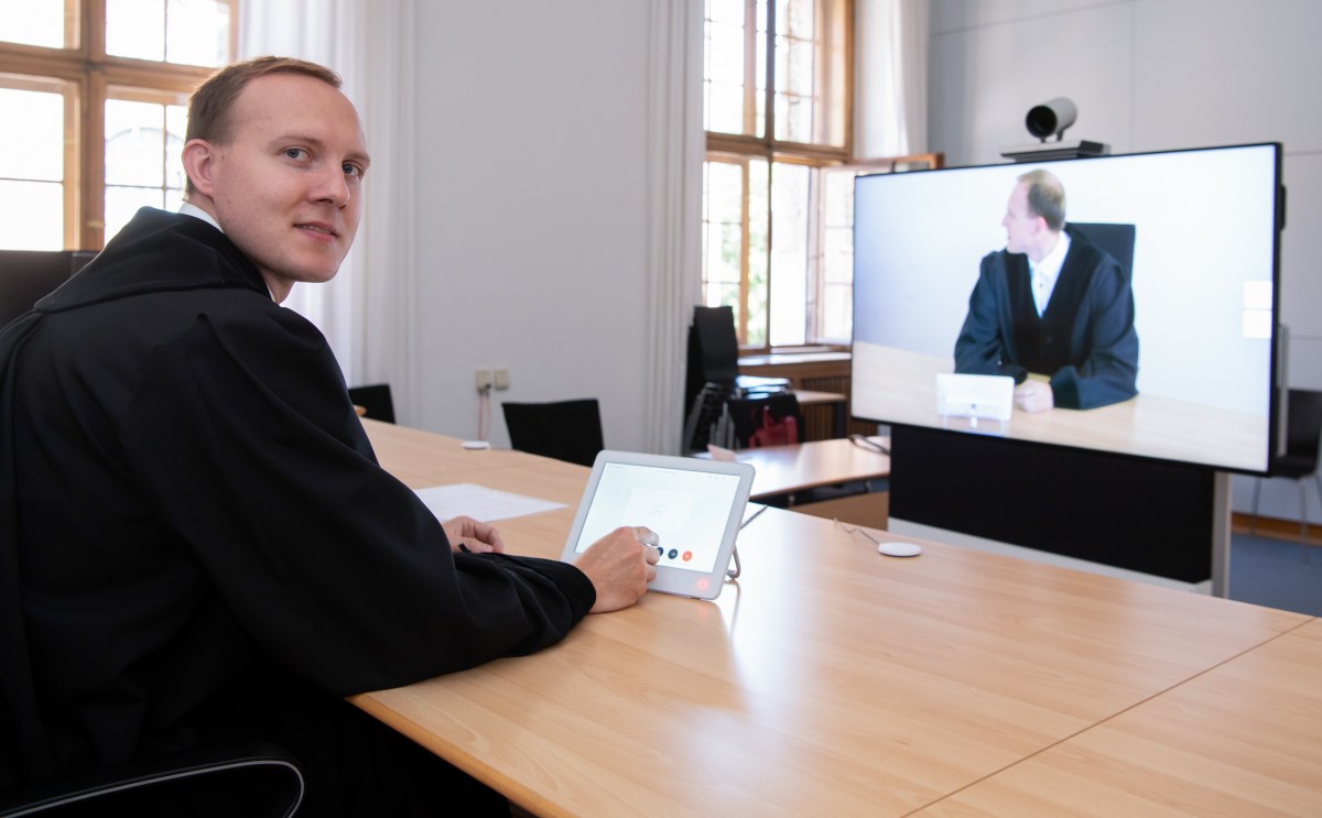 Inside the Wild World of Zoom Virtual Court Hearings - InsideHook