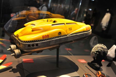 "The Fifth Element" flying taxi