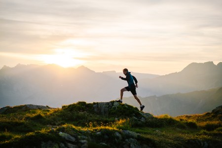 trail running walking