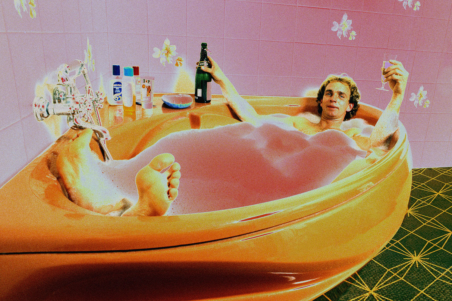 A Bath Hater’s Guide to Not Hating Baths