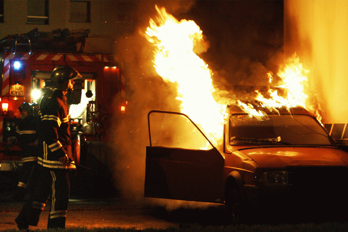 Car fire in France on New Year's Eve