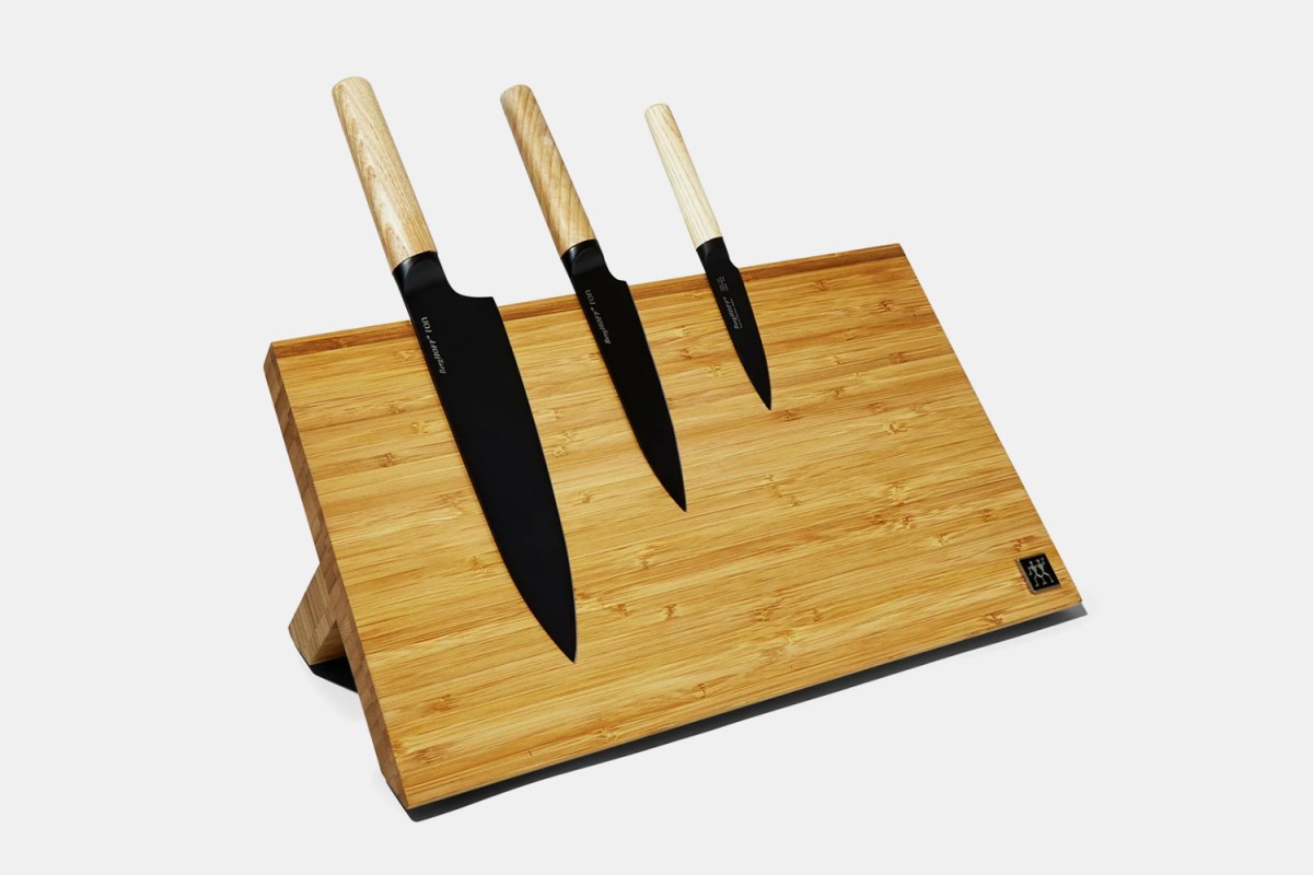 Deal: This Magnetic Knife Block Is $100 Off