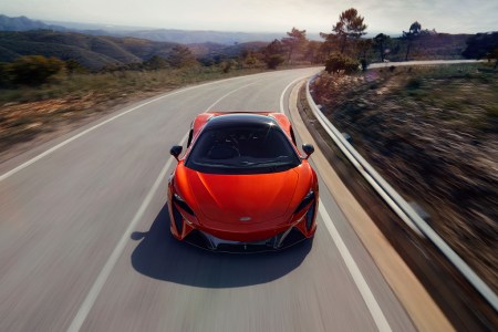 McLaren Artura plug-in hybrid supercar