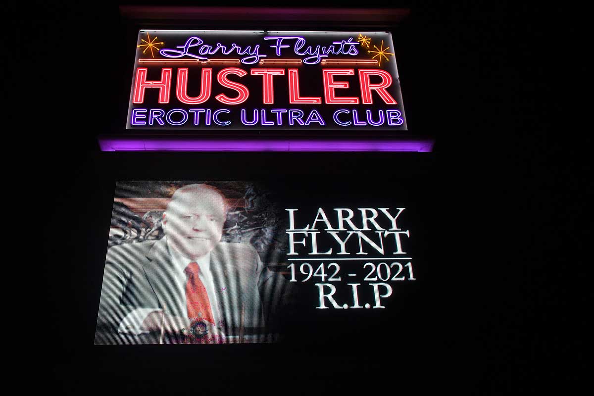 Larry Flynt dies