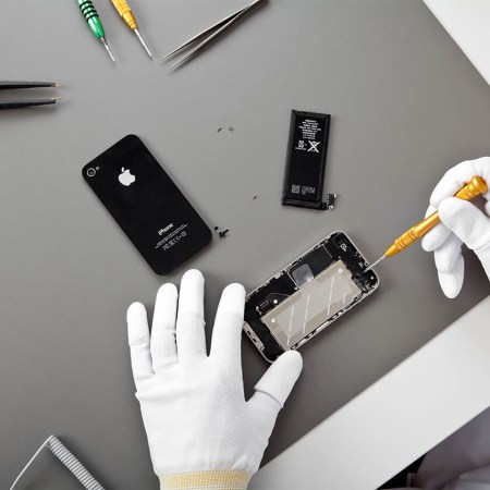 Apple smartphone repair