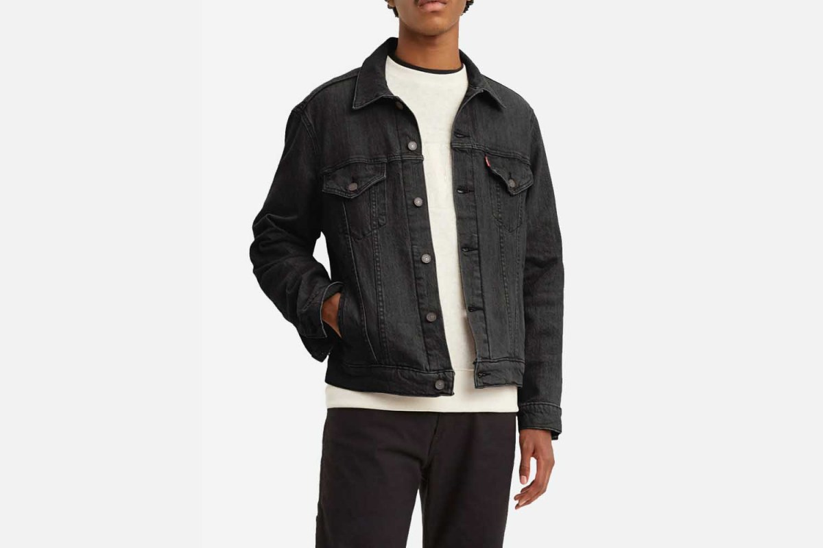 Deal: It’s Denim Jacket Season. This One’s on Sale