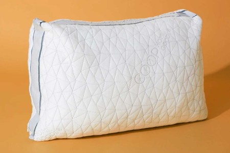 Deal: This Pillow Saved My Neck. It’s Finally on Sale.