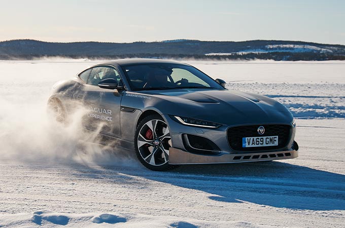 A Frozen Lake in Northern Sweden Is a Prime Automotive Testing Ground