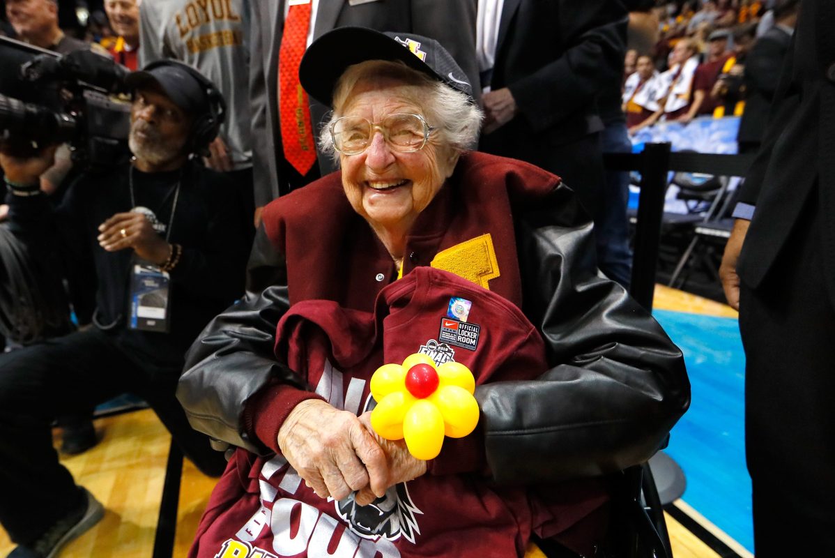 Sister Jean cheering on Loyola-Chicago in 2018