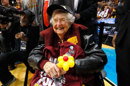 Sister Jean cheering on Loyola-Chicago in 2018