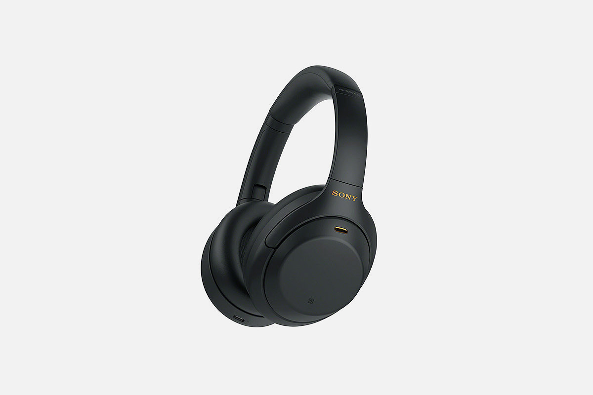 Sony WH-1000XM4 are on sale at eBay at over $100 off