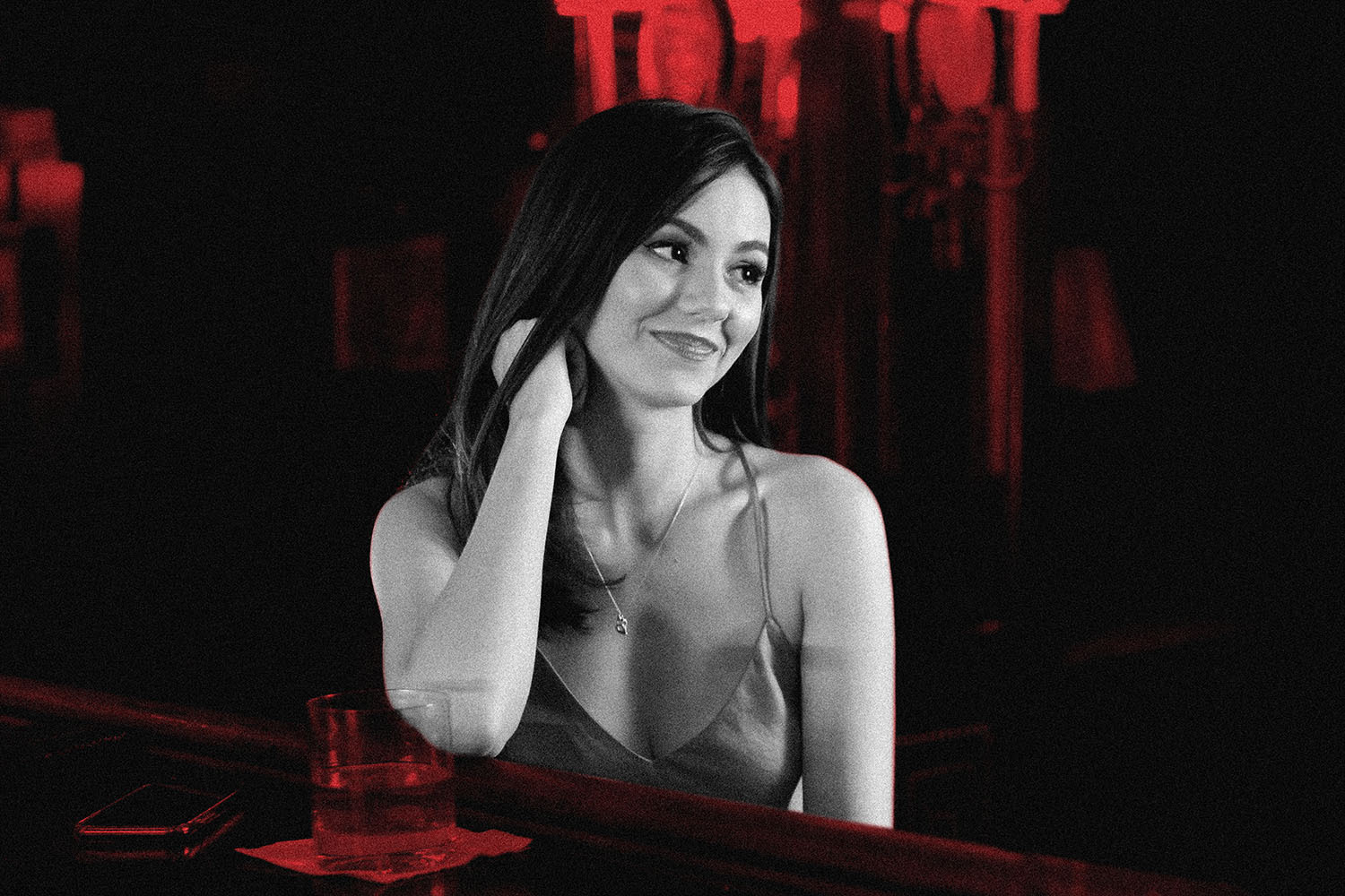 Victoria Justice stars as a Manhattan gallery owner in "Trust"