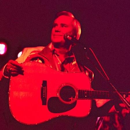 American country music star George Jones (1931-2013) performs at Tramps, New York, New York, Thursday, November 12, 1992.