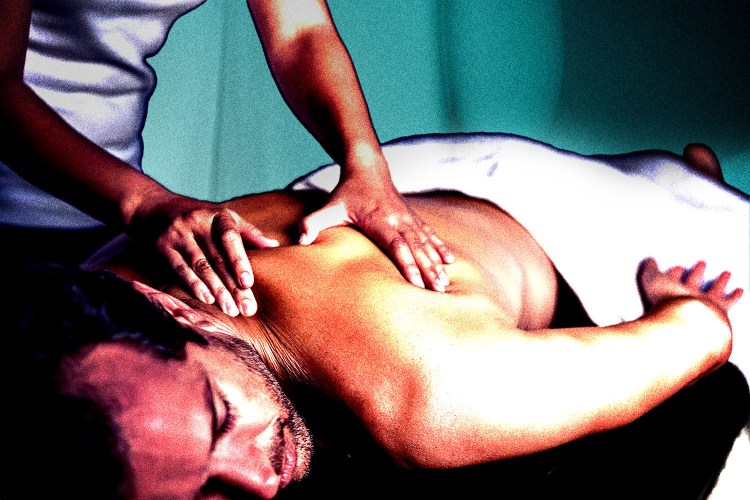 Can a massage therapist date their client?